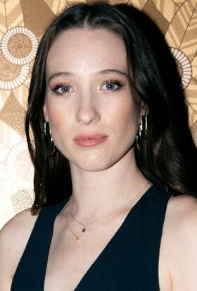 Sophie Lowe